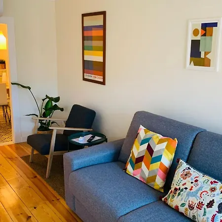 Modern Boutique In The Heart Of Alfama Апартаменти