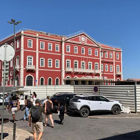 Modern Boutique In The Heart Of Alfama Апартаменти *