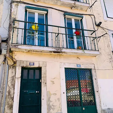 Modern Boutique In The Heart Of Alfama *