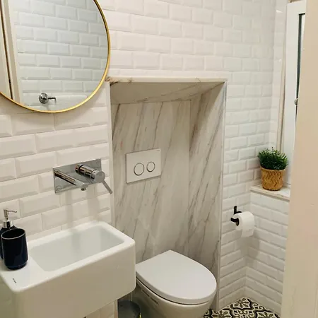 Апартаменты Modern Boutique In The Heart Of Alfama Лиссабон